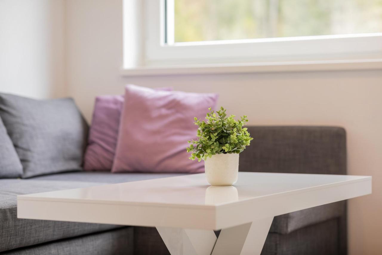 Apartment Eflin Фулпмес Екстериор снимка